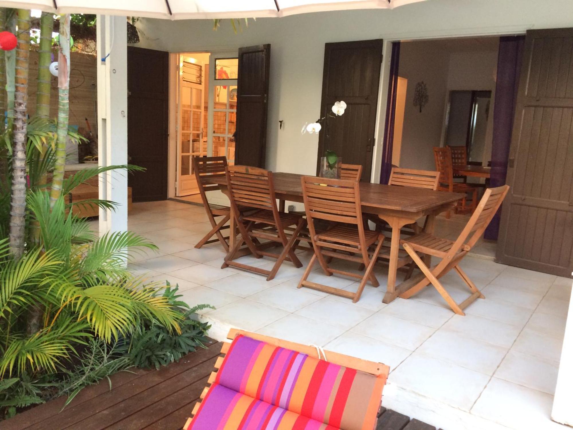 Maison Meublee Avec Piscine Pres Du Lagon لا سالين لو باين المظهر الخارجي الصورة